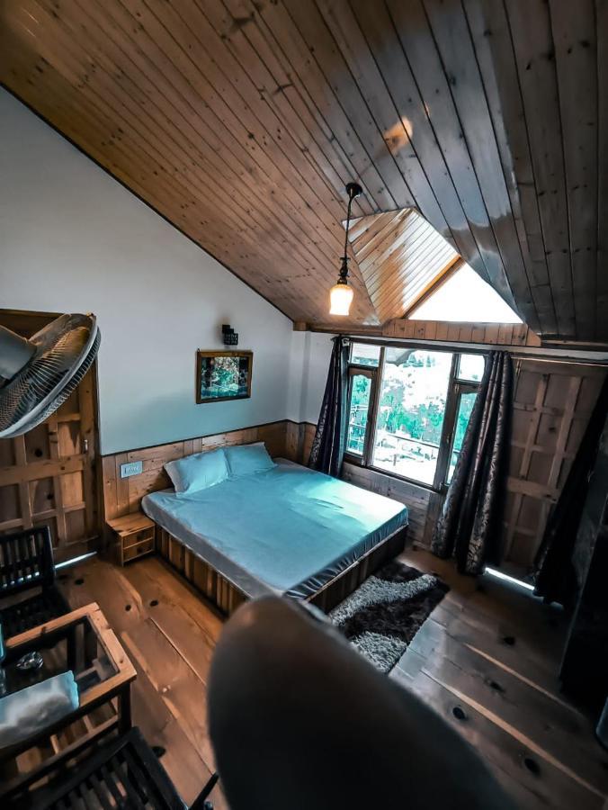 Throttle Shrottle Moto Hostel Маналі Екстер'єр фото