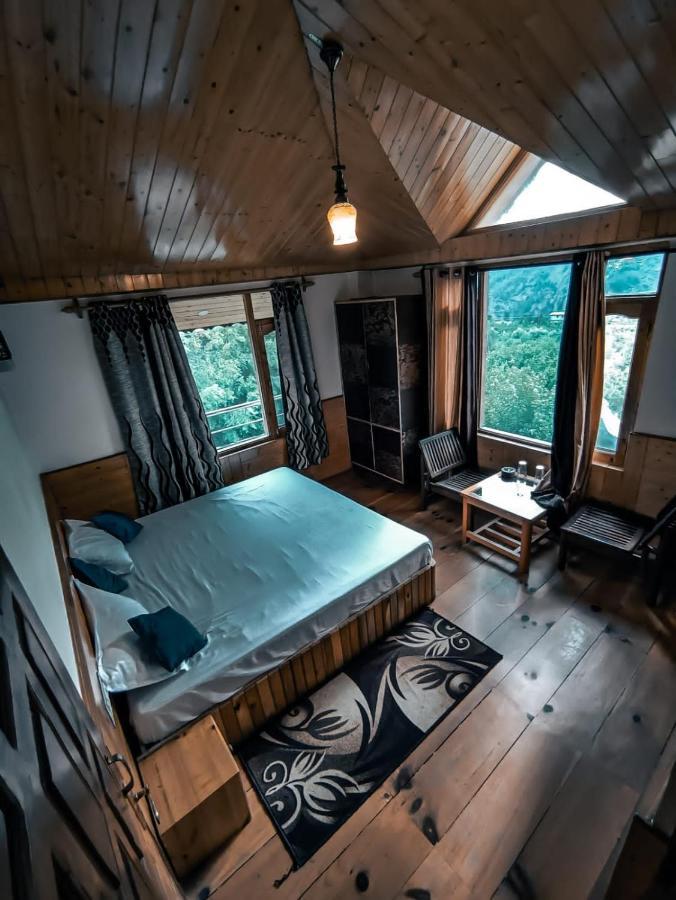 Throttle Shrottle Moto Hostel Маналі Екстер'єр фото